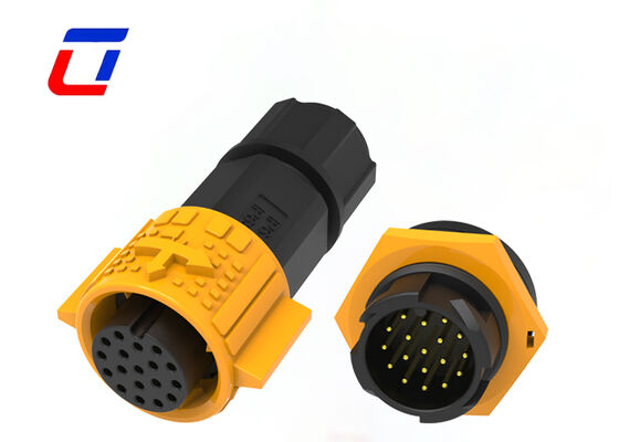 Le connecteur à LED à verrouillage rapide à l'extérieur